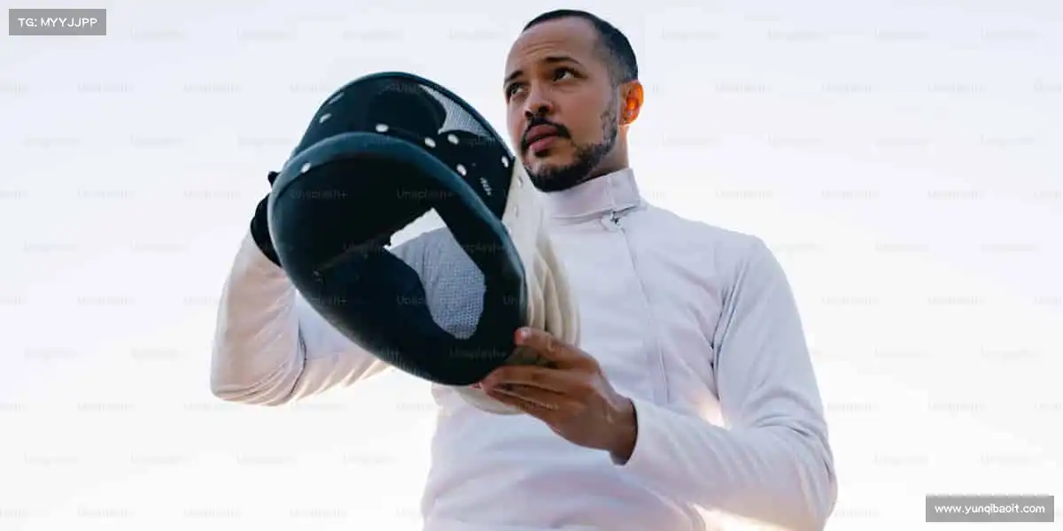 三亿——每一次挥汗，都是对健康的承诺！🏋️‍♀️